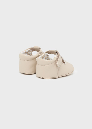 Mayoral Newborn 9621-082 Buty niechodki dla noworodka Beige