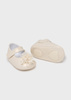 Mayoral Newborn 9630-029 Buty balerinki z pomponami dla noworodka Crema