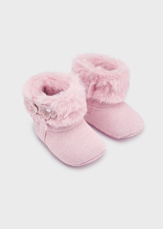 Mayoral Newborn 9567-039 Buty z futerkiem dla noworodka Rosa baby