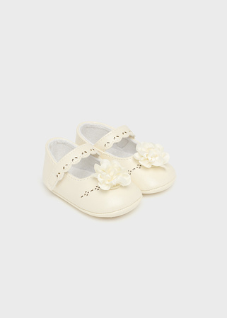 Mayoral Newborn 9819-005 Buty balerinki dla noworodka Nacar