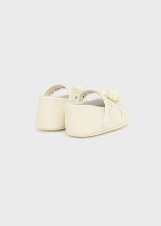 Mayoral Newborn 9819-005 Buty balerinki dla noworodka Nacar